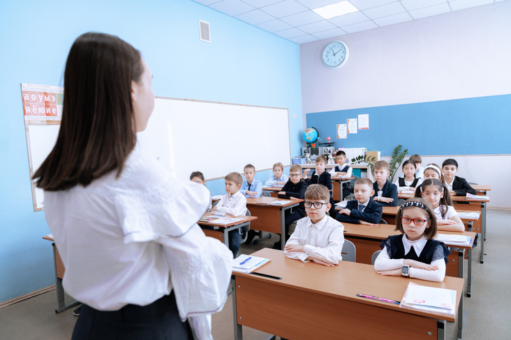 С 1 сентября 2026 года оценки за поведение будут выставлять во всех российских школах.