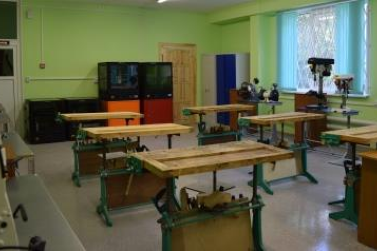 В школах-интернатах для детей с ограниченными возможностями здоровья открыты новые трудовые мастерские