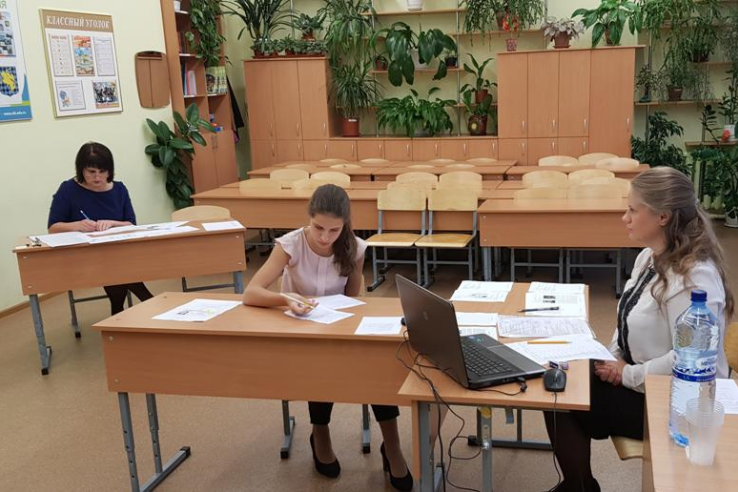 Девятиклассники Ленинградской области  приняли участие в федеральной   апробации  итогового собеседования по русскому языку