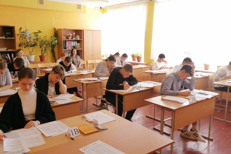 В Ленинградской области для девятиклассников проведен экзамен по русскому языку