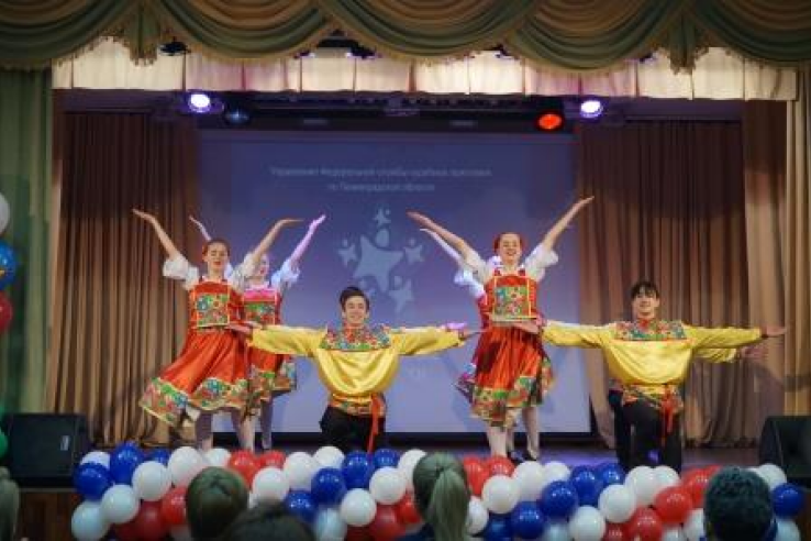 Творческий коллектив  Лужской санаторной школы принял участие в региональном этапе Всероссийского Фестиваля  «Хрустальные звездочки»