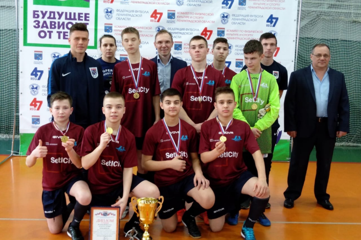 Команда Выборгского ресурсного центра победила на соревнованиях по мини-футболу