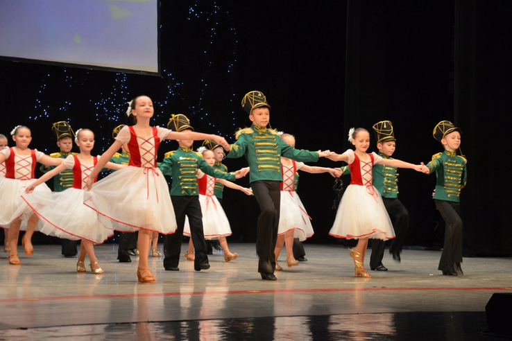Мастерство юных тихвинских танцоров высоко оценили в Москве