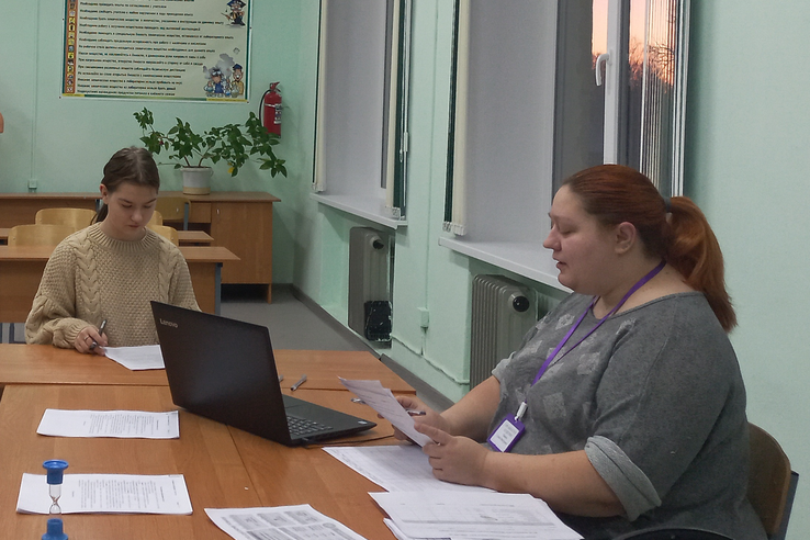 Девятиклассники Ленинградской области участвовали в репетиции собеседования по русскому языку